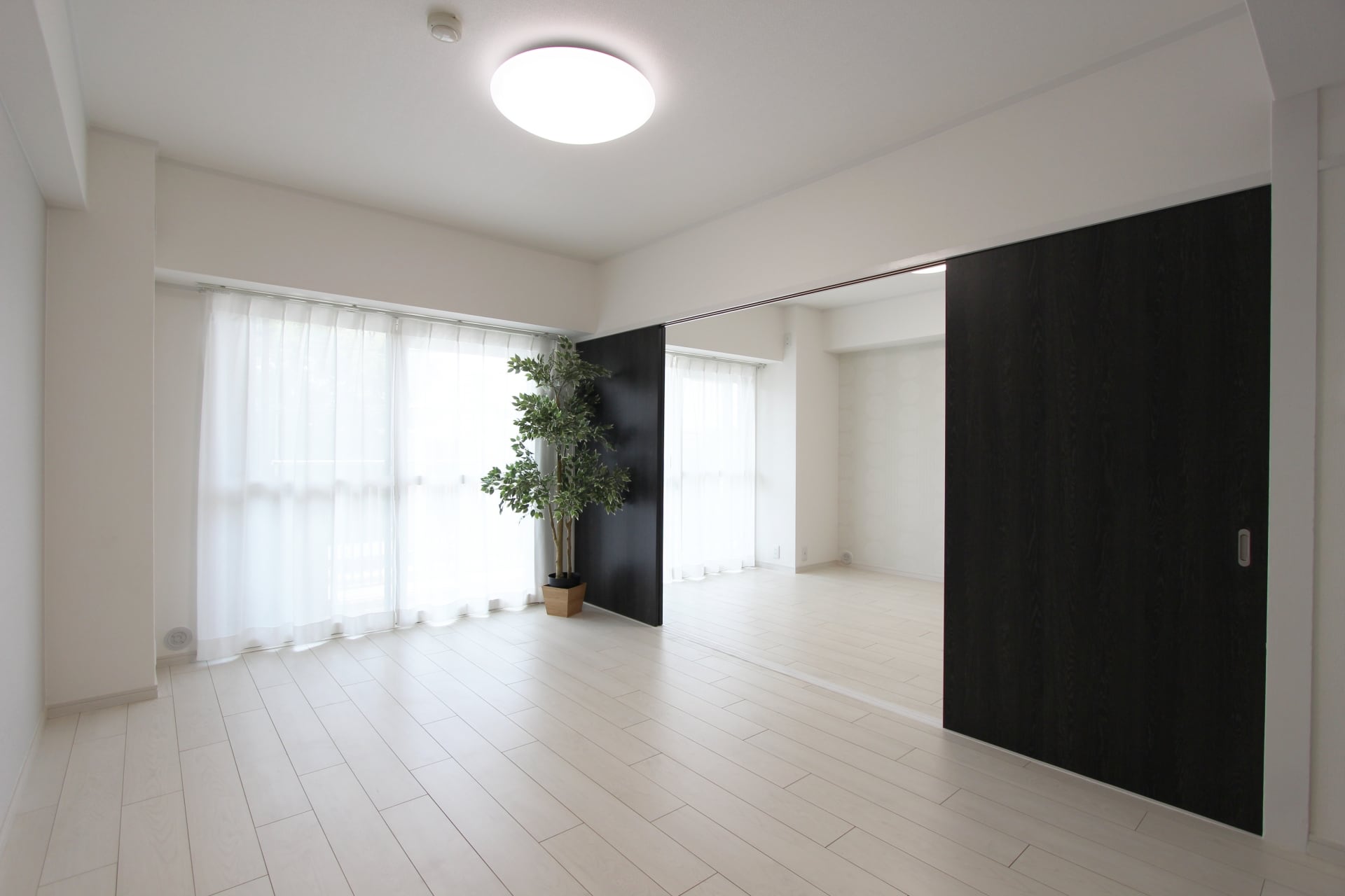 お引っ越し前後・空室清掃は、静岡県・東部のハウスクリーニングは安心の信雅サービス